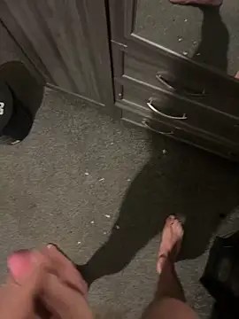 Youngmaleage1992 online show from 4, 2, 2026