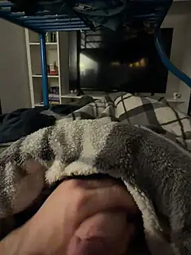 Youngmaleage1992 online show from 13, 2, 2026