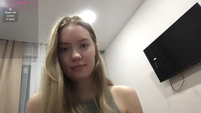 Snapshot of lola_boo chatting on 17, 2, 2026 lola boo online show from 17, 2, 2026