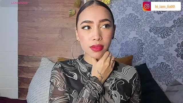 LiaHansson00 online show from 3, 3, 2026