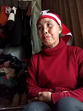 Snapshot of lena-cute chatting on 15, 2, 2026 lena-cute online show from 15, 2, 2026