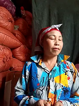 Snapshot of lena-cute chatting on 25, 2, 2026 lena-cute online show from 25, 2, 2026