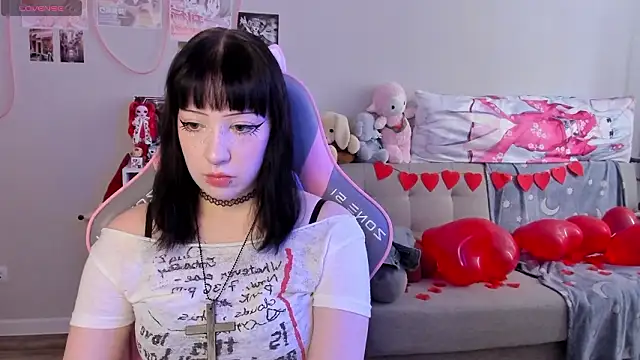 Snapshot of MollysLand chatting on 10, 2, 2026 MollysLand online show from 10, 2, 2026