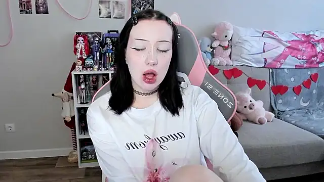 Snapshot of MollysLand chatting on 23, 3, 2026 MollysLand online show from 23, 3, 2026