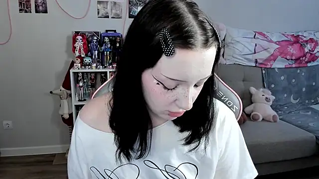 Snapshot of MollysLand chatting on 30, 3, 2026 MollysLand online show from 30, 3, 2026