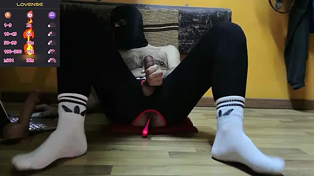 ItalianDaddyBear online show from 10, 2, 2026