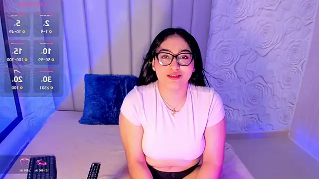 Lya dubois  online show from 9, 7, 2026