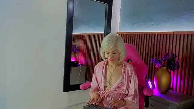 miss monserrate01 online show from 28, 5, 2026