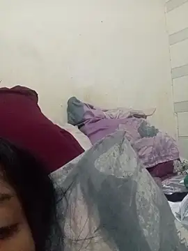 loveofpetitegirls34 online show from 24, 4, 2026