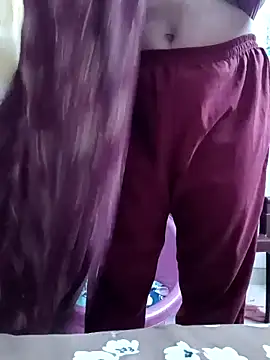 Maturecouple225 online show from 20, 3, 2026