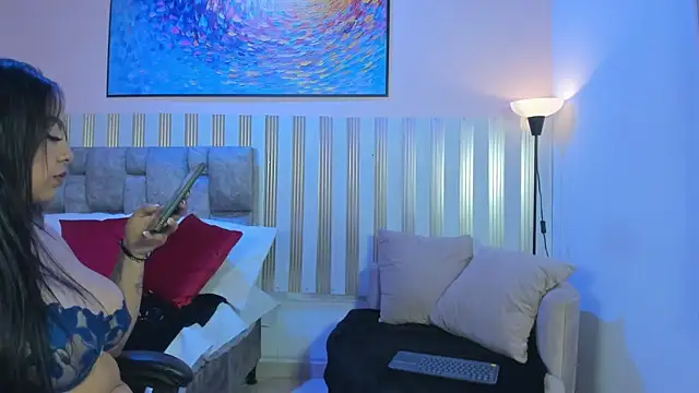 Snapshot of nina_glow chatting on 28, 2, 2026 nina glow online show from 28, 2, 2026