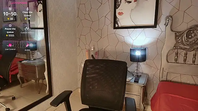 meganrousx online show from 10, 3, 2026