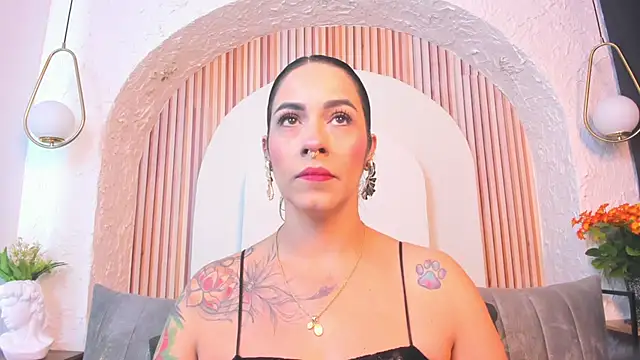 violet scott  online show from 2, 6, 2026