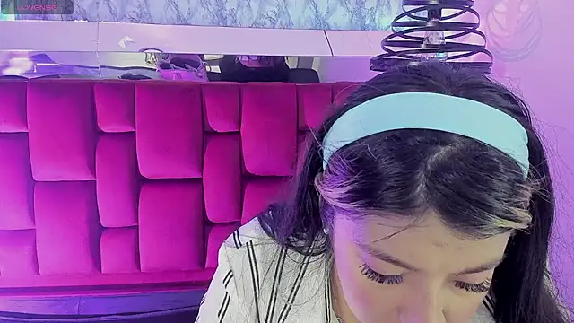 Dahiana Dmour  online show from 14, 5, 2026