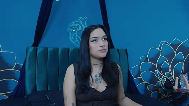 Snapshot of valery-vixen2 chatting on 20, 2, 2026 valery-vixen2 online show from 20, 2, 2026