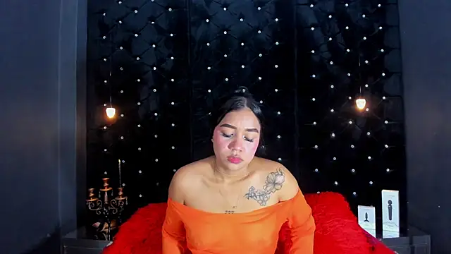 MiaWolton online show from 30, 3, 2026