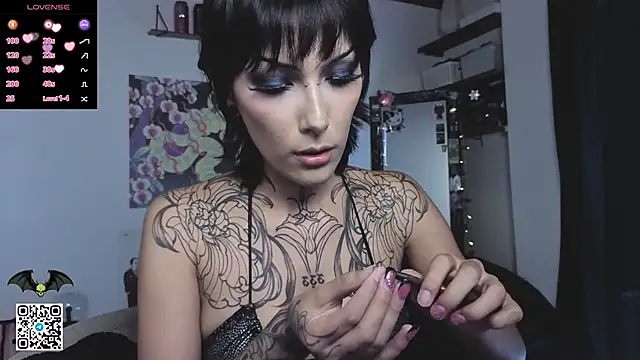 Snapshot of poison_dafne chatting on 10, 6, 2026 poison dafne online show from 10, 6, 2026