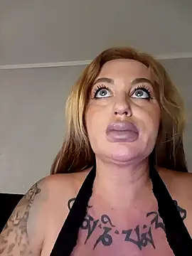 MiaMooly online show from 4, 3, 2026