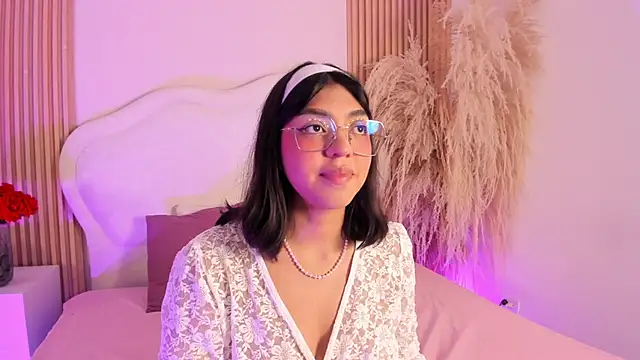 Snapshot of rebeca_taylor chatting on 20, 2, 2026 rebeca taylor online show from 20, 2, 2026