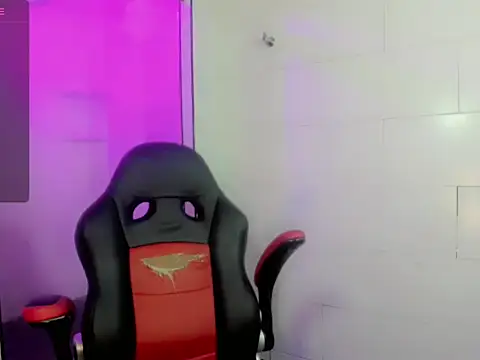 Maddye Fox online show from 12, 3, 2026