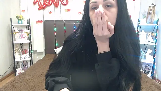 EvaClarkk online show from 24, 4, 2026