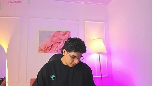 Snapshot of Axel_Creed chatting on 13, 2, 2026 Axel Creed online show from 13, 2, 2026