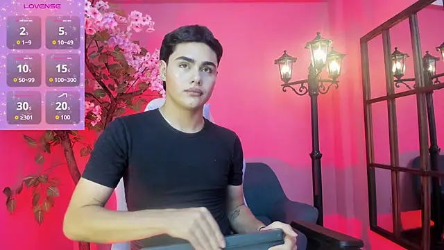 FemNoa online show from 11, 2, 2026