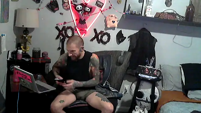 Snapshot of F_D_R_ chatting on 13, 2, 2026 F D R online show from 13, 2, 2026