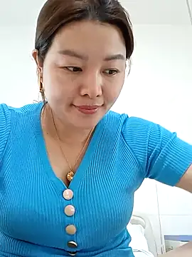 Jennie dogy online show from 11, 4, 2026