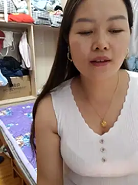 Snapshot of Jennie_dogy chatting on 23, 4, 2026 Jennie dogy online show from 23, 4, 2026