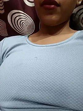 komalsharma99 online show from 6, 5, 2026