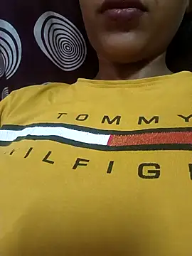 komalsharma99 online show from 2, 6, 2026