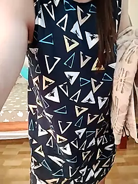 LiilyZi online show from 2, 3, 2026