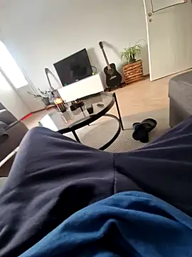 Tommyzzzzzz online show from 3, 2, 2026