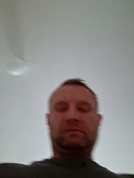 Snapshot of Tommyzzzzzz chatting on 18, 5, 2026 Tommyzzzzzz online show from 18, 5, 2026