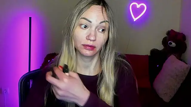 BlondMikey22 online show from 5, 4, 2026