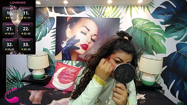 Snapshot of yaazhinii chatting on 25, 3, 2026 yaazhinii online show from 25, 3, 2026