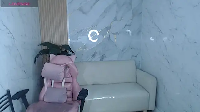 rox luxury tf online show from 8, 3, 2026