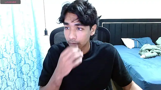 Pedestal diamant online show from 29, 3, 2026