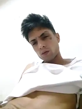 Snapshot of CubanoxxxSex chatting on 11, 2, 2026 CubanoxxxSex online show from 11, 2, 2026