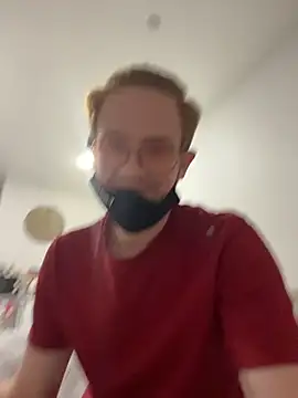 Snapshot of AllisonXAlfred chatting on 10, 2, 2026 AllisonXAlfred online show from 10, 2, 2026