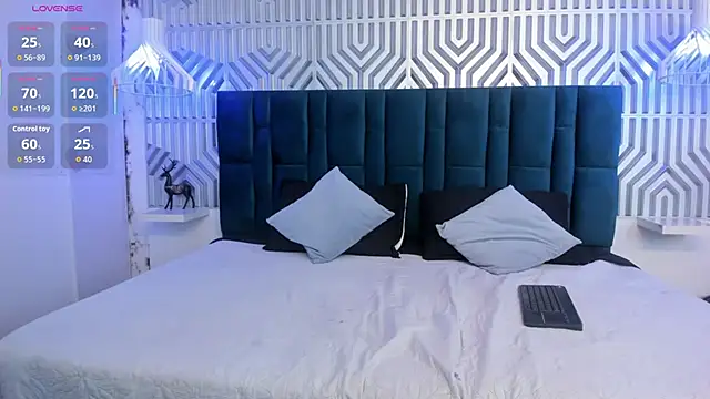 Snapshot of Naomi-Thompson chatting on 5, 2, 2026 Naomi-Thompson online show from 5, 2, 2026