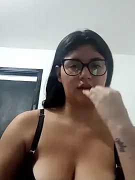 Dahlia-Rose online show from 24, 2, 2026