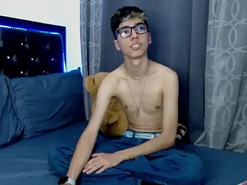 Snapshot of gabriel_x18 chatting on 6, 2, 2026 gabriel x18 online show from 6, 2, 2026