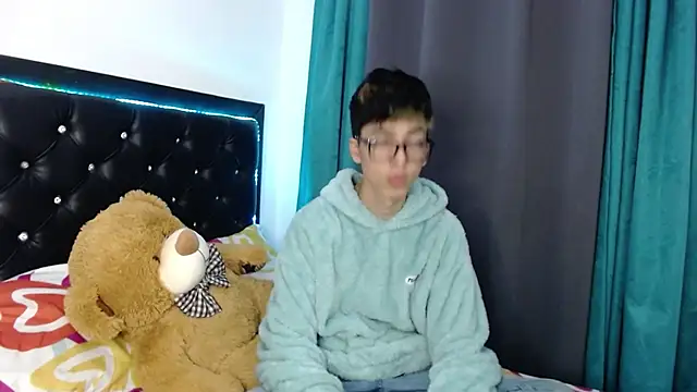 Snapshot of gabriel_x18 chatting on 16, 2, 2026 gabriel x18 online show from 16, 2, 2026