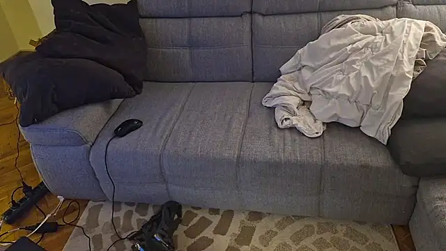 Snapshot of WildundJung chatting on 21, 12, 2025 WildundJung online show from 21, 12, 2025