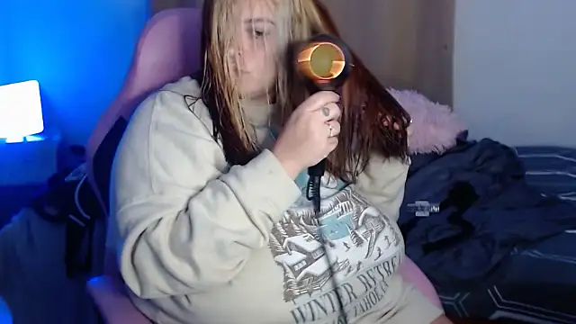 Angiegranados online show from 18, 4, 2026