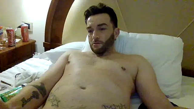 Snapshot of Stboyskypemalt chatting on 16, 6, 2026 Stboyskypemalt online show from 16, 6, 2026