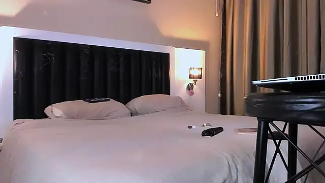 marrena a online show from 4, 3, 2026