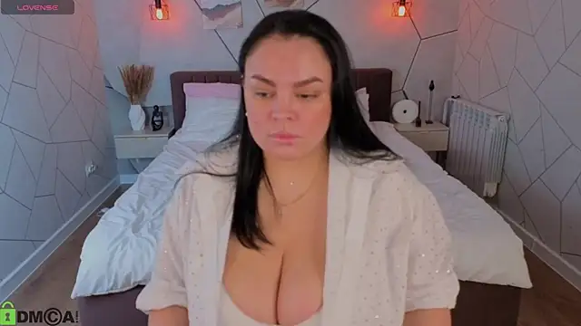 adele crown online show from 10, 2, 2026